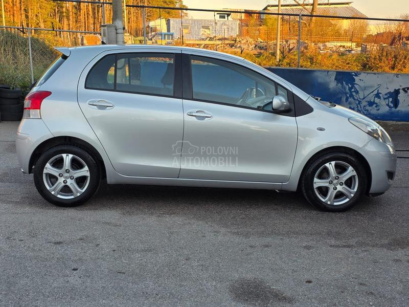 Toyota Yaris 1.33 vvt-i