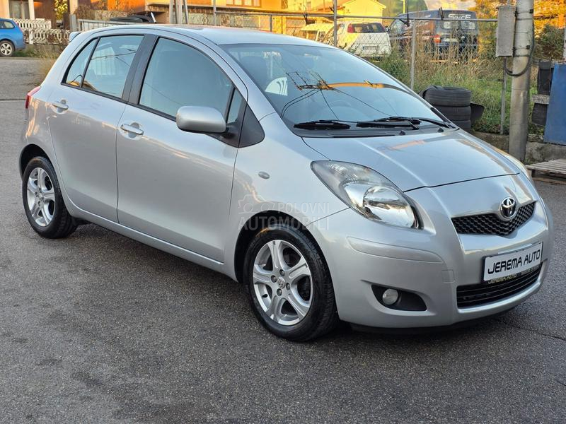 Toyota Yaris 1.33 vvt-i