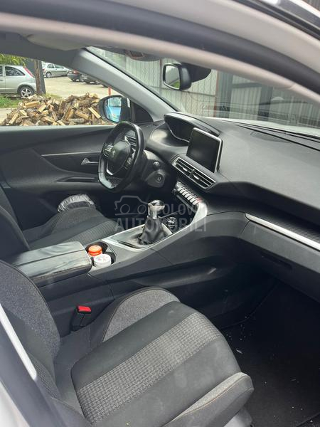 Peugeot 3008 1.2 CH