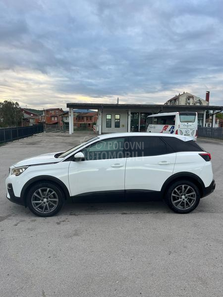 Peugeot 3008 1.2 CH