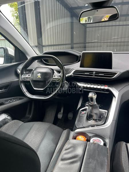 Peugeot 3008 1.2 CH