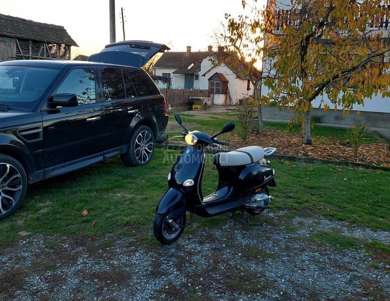 Vespa et4