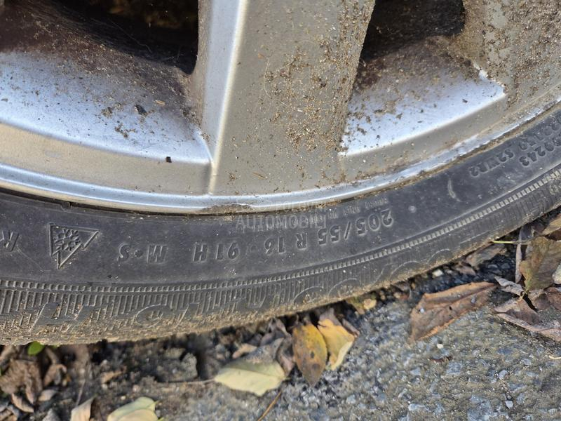 Aluminijumske felne renault sa gumama 16" 5 x 108