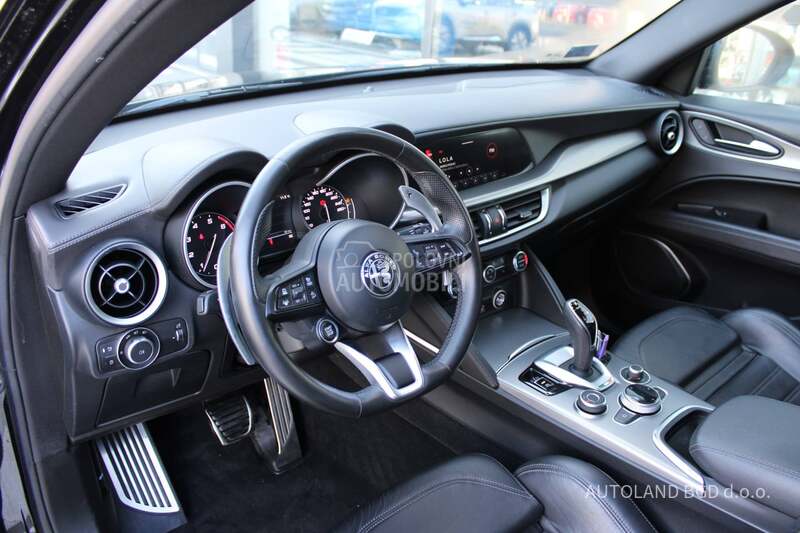 Alfa Romeo Stelvio 2.0 VELOCE Q4 AUT