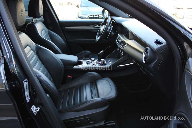 Alfa Romeo Stelvio 2.0 VELOCE Q4 AUT