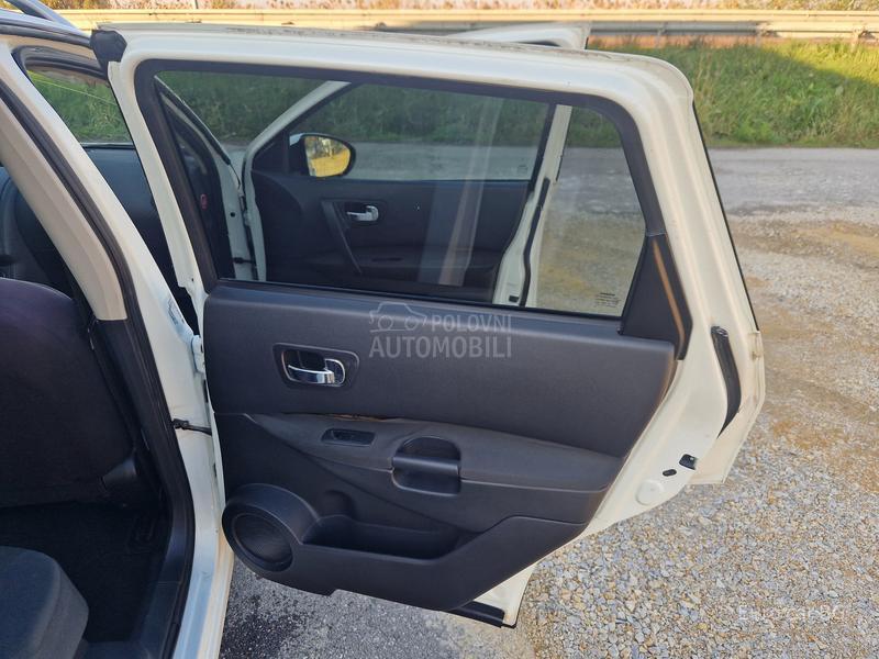 Nissan Qashqai + 2 A K C I J A
