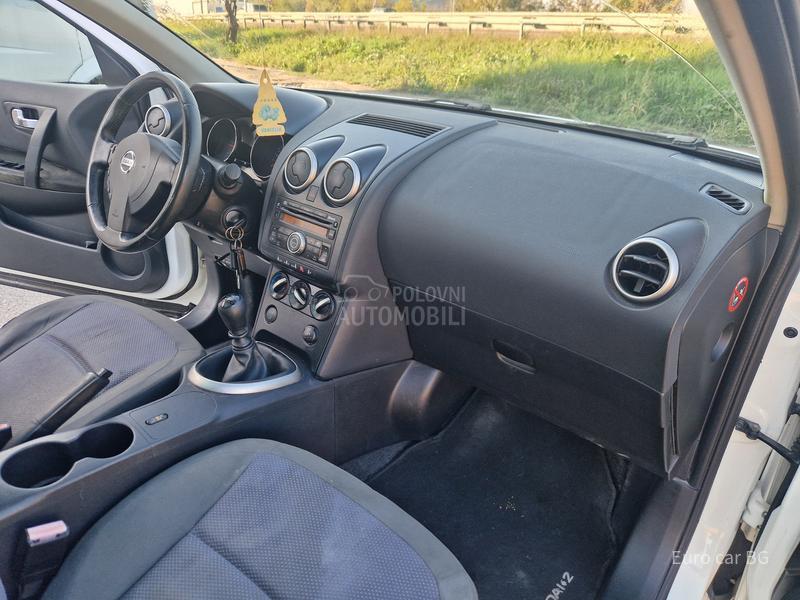 Nissan Qashqai + 2 A K C I J A