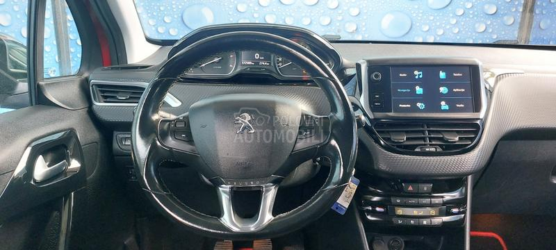 Peugeot 208 1.6hdi Exklusiv