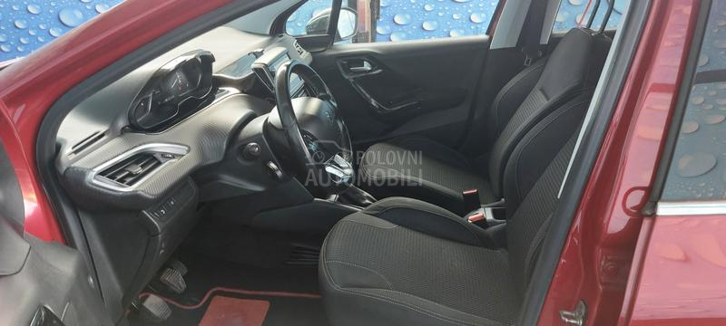 Peugeot 208 1.6hdi Exklusiv