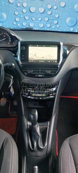 Peugeot 208 1.6hdi Exklusiv