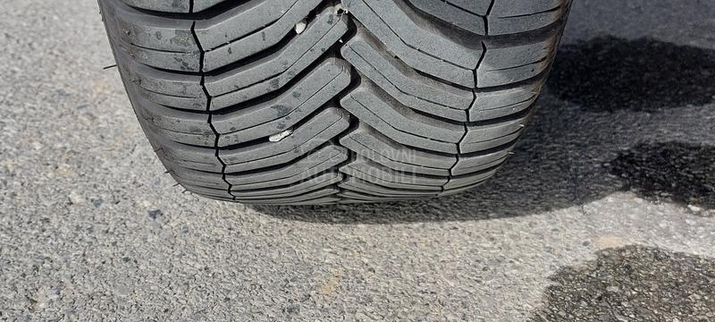 Peugeot 208 1.6hdi Exklusiv