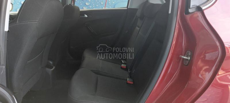 Peugeot 208 1.6hdi Exklusiv