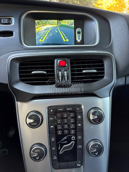 Volvo V40 2.0d D2 pano kož