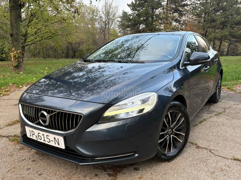 Volvo V40 2.0d D2 pano kož