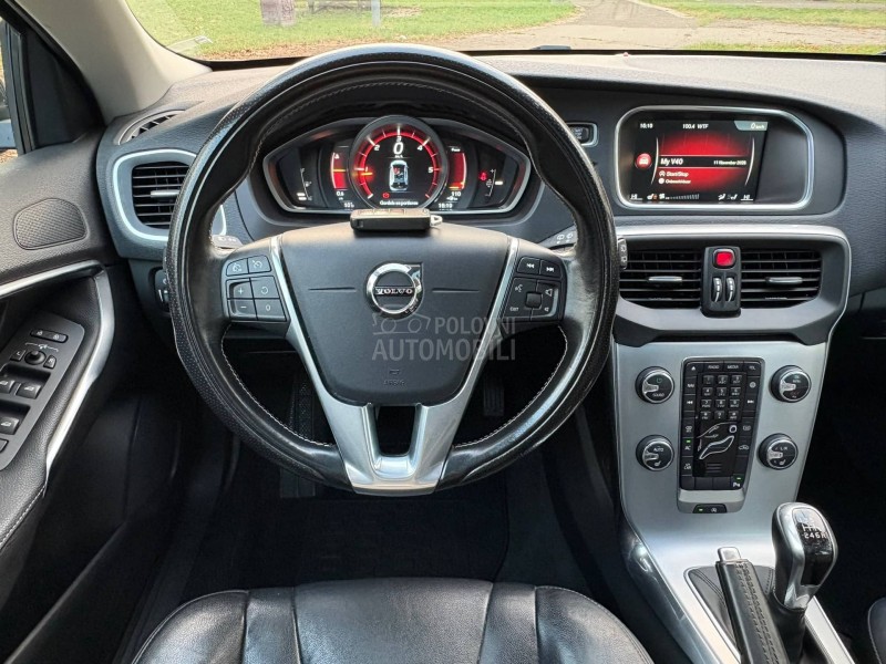Volvo V40 2.0d D2 pano kož