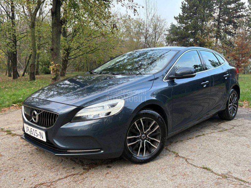 Volvo V40 2.0d D2 pano kož