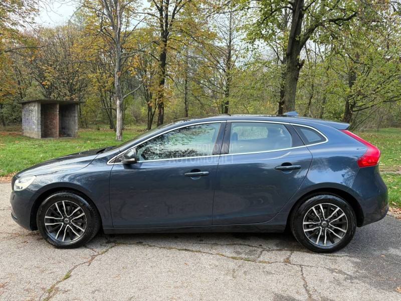 Volvo V40 2.0d D2 pano kož