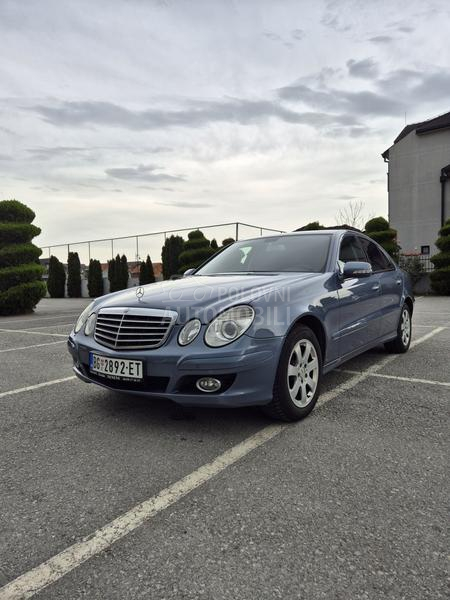 Mercedes Benz E 220 W211