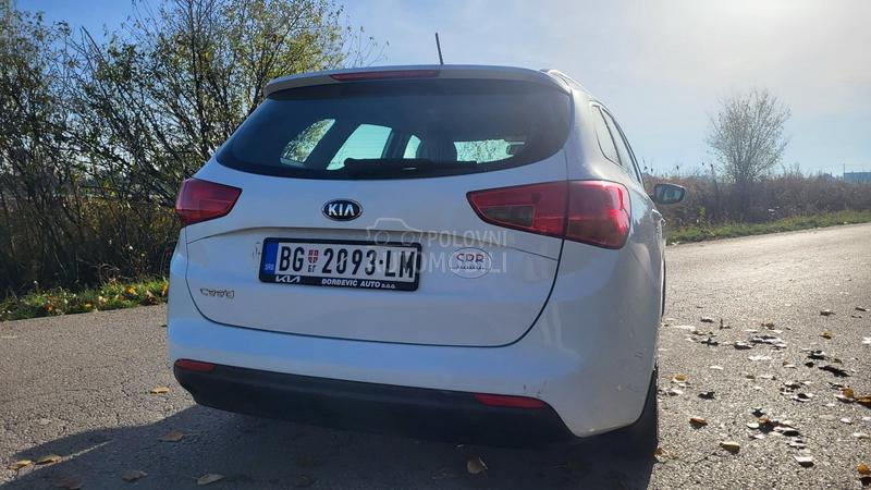 Kia cee`d sw 