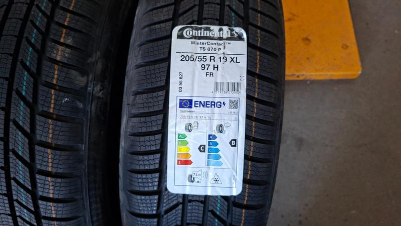 Continental 205/55 R19 Zimska