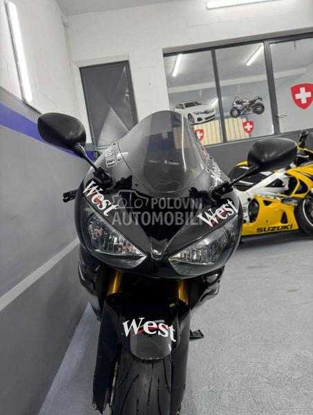 Kawasaki ZX6R 636 A2