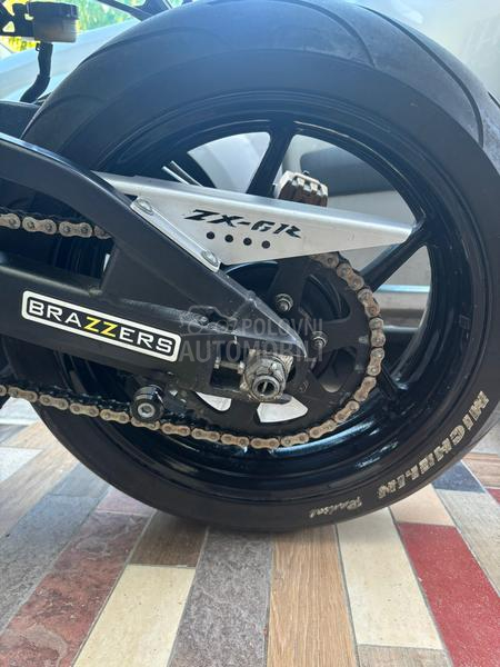 Kawasaki ZX6R 636 A2