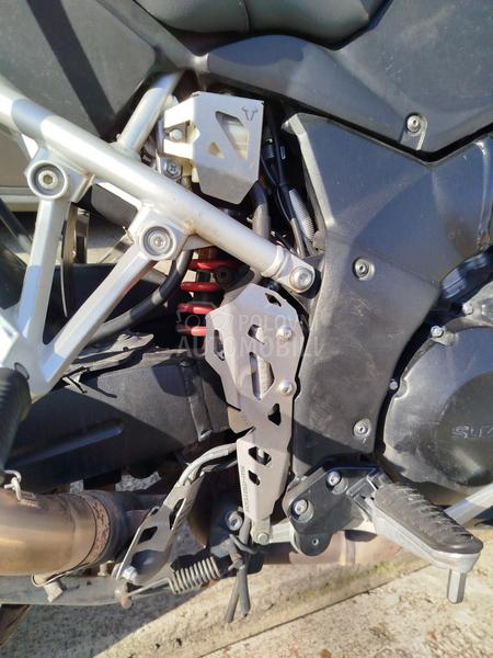 Suzuki v Strom dl 1000