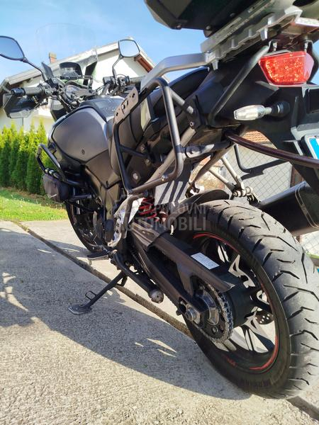 Suzuki v Strom dl 1000
