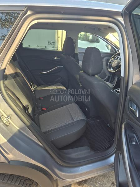 Opel Grandland X 1.5 AT8 EDITION
