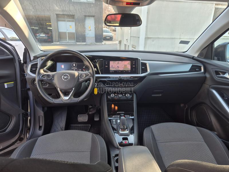 Opel Grandland X 1.5 AT8 EDITION