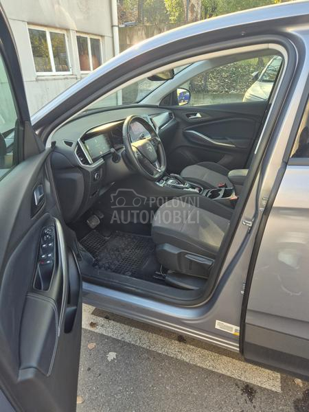 Opel Grandland X 1.5 AT8 EDITION