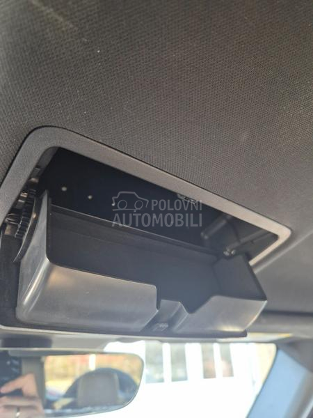 Land Rover Defender HSE 110 D300