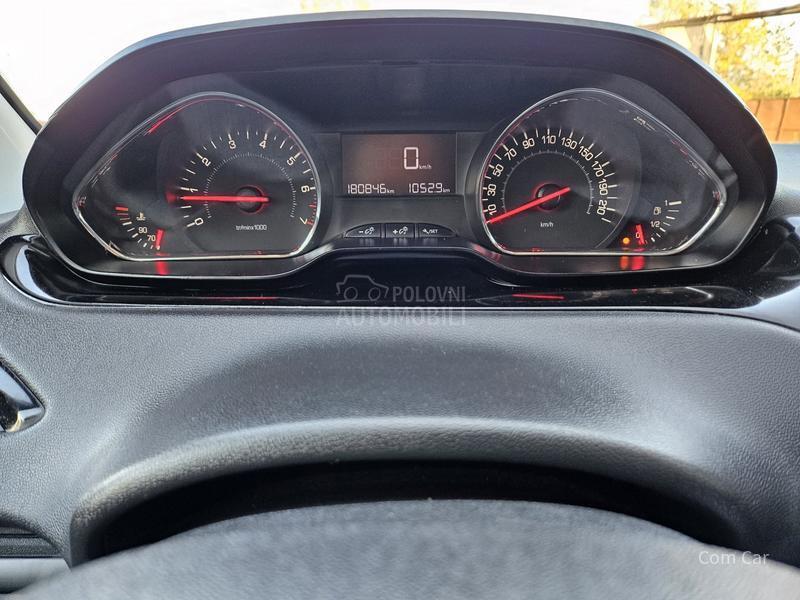 Peugeot 208 t n g / a t e s t