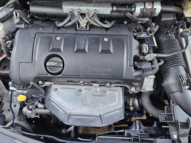 Peugeot 208 t n g / a t e s t