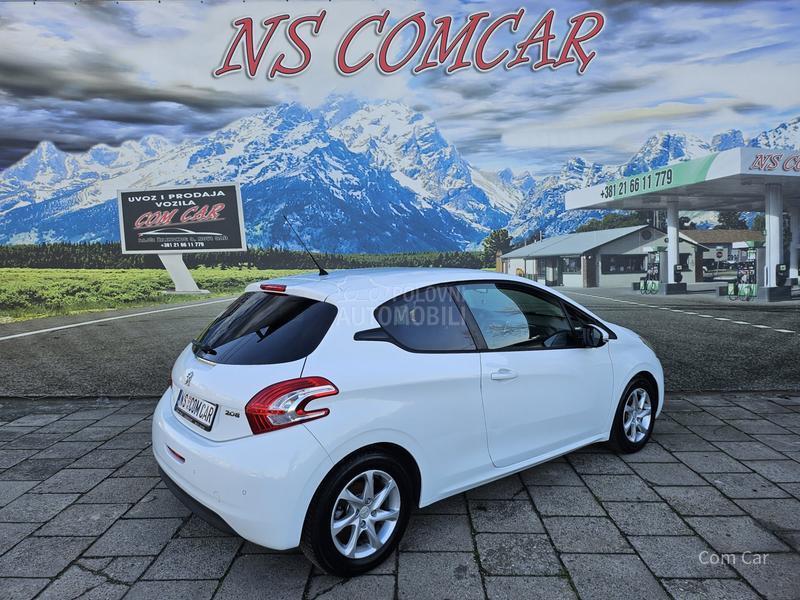 Peugeot 208 t n g / a t e s t