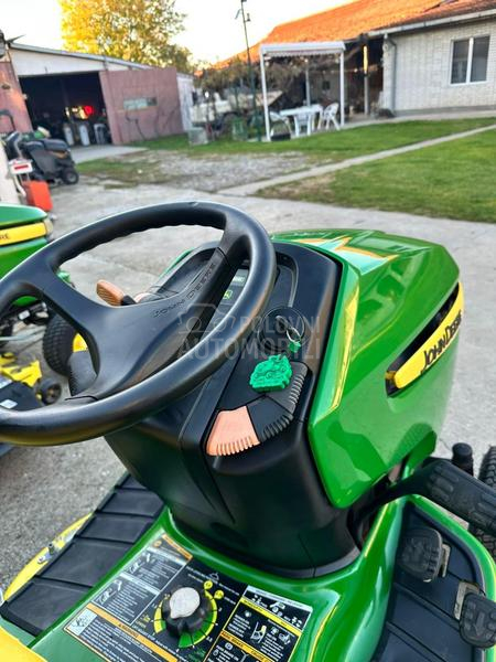 John Deere X324