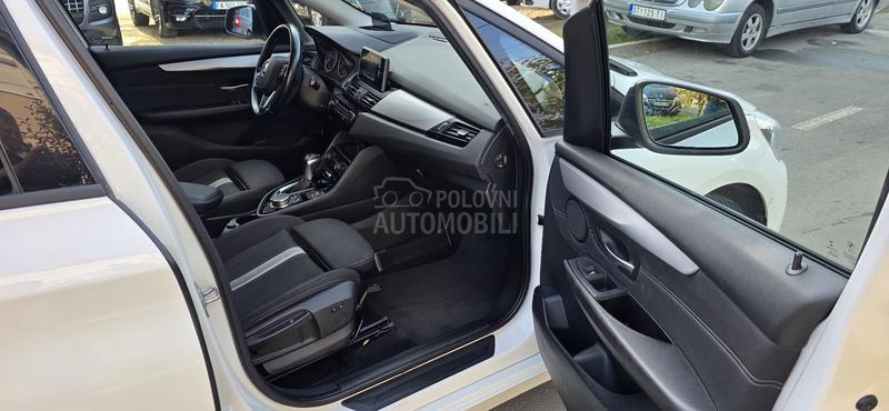 BMW 218 2.0d Bussines