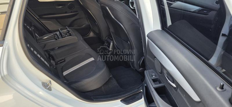 BMW 218 2.0d Bussines