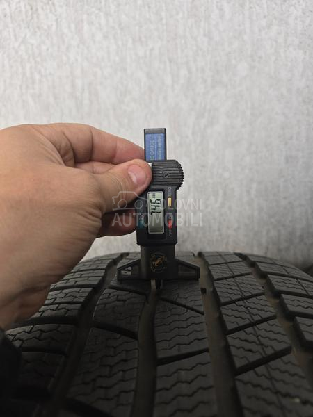 Continental 255/55 R19 Zimska