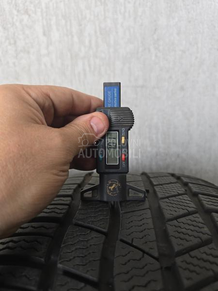 Continental 255/55 R19 Zimska