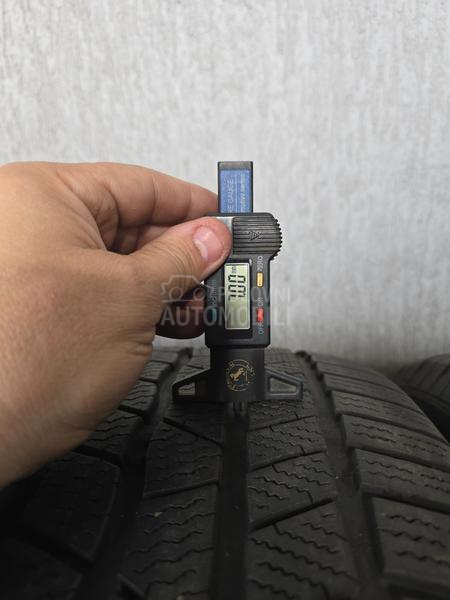 Continental 255/55 R19 Zimska