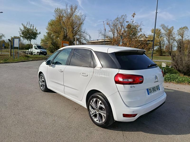 Citroen C4 Picasso 1.2i