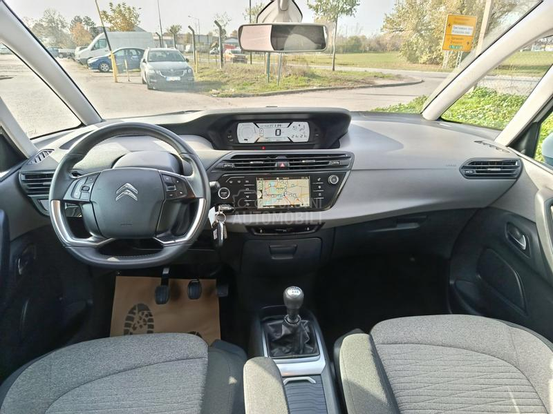 Citroen C4 Picasso 1.2i
