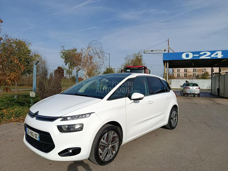 Citroen C4 Picasso 1.2i