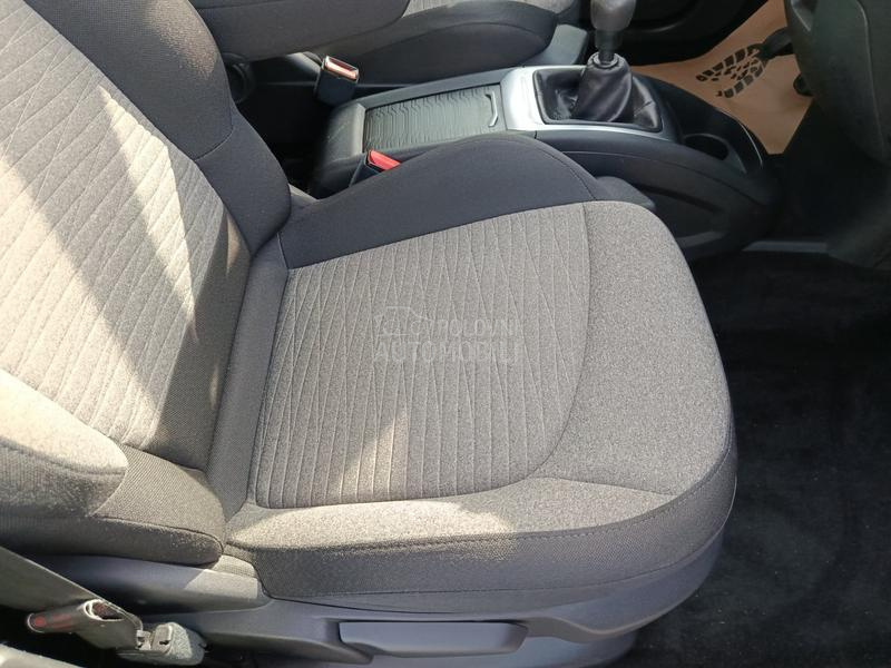 Citroen C4 Picasso 1.2i