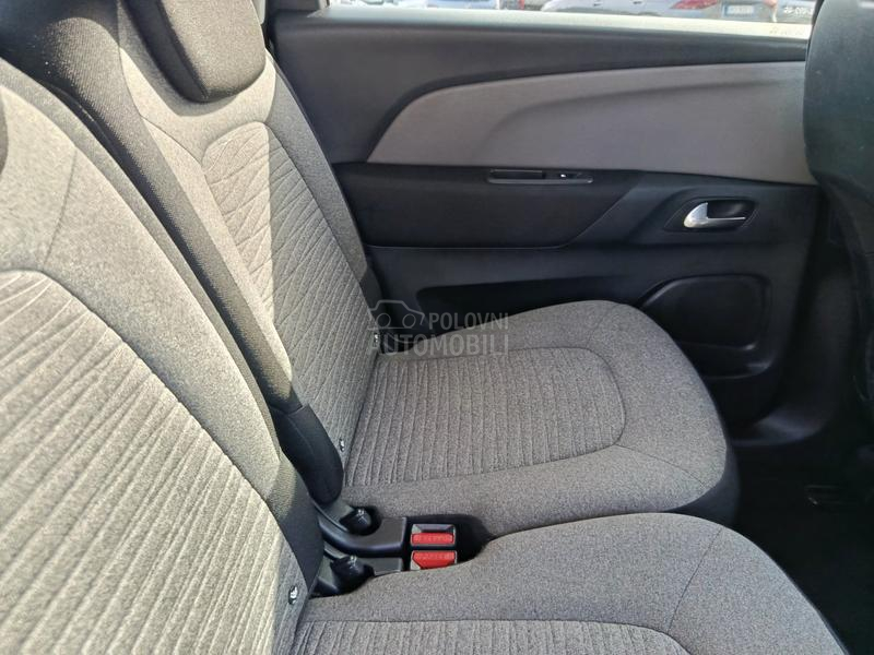 Citroen C4 Picasso 1.2i