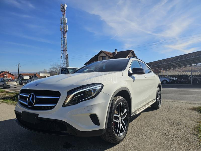 Mercedes Benz GLA 200 D STYLE