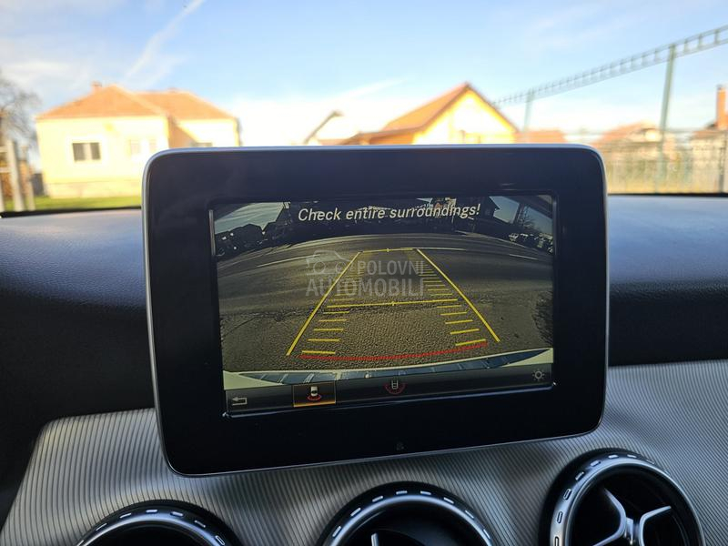 Mercedes Benz GLA 200 D STYLE