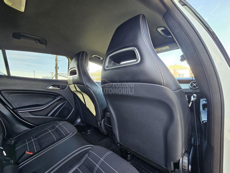 Mercedes Benz GLA 200 D STYLE