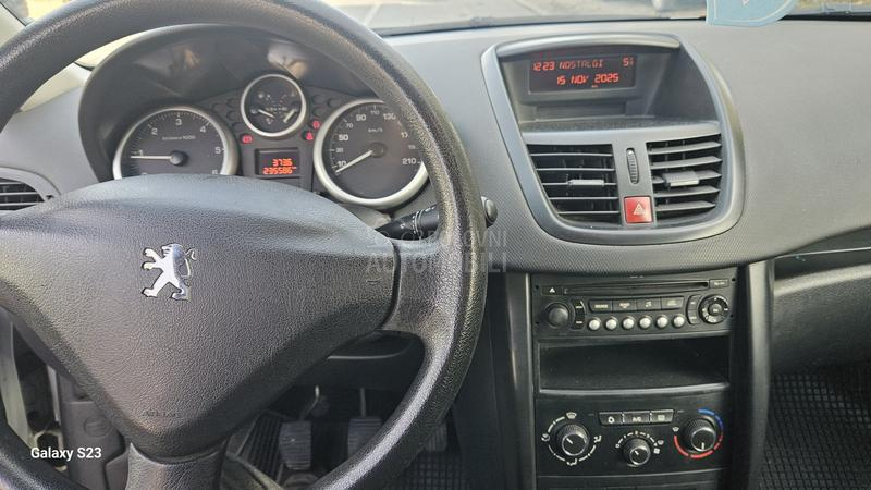 Peugeot 207 1,4